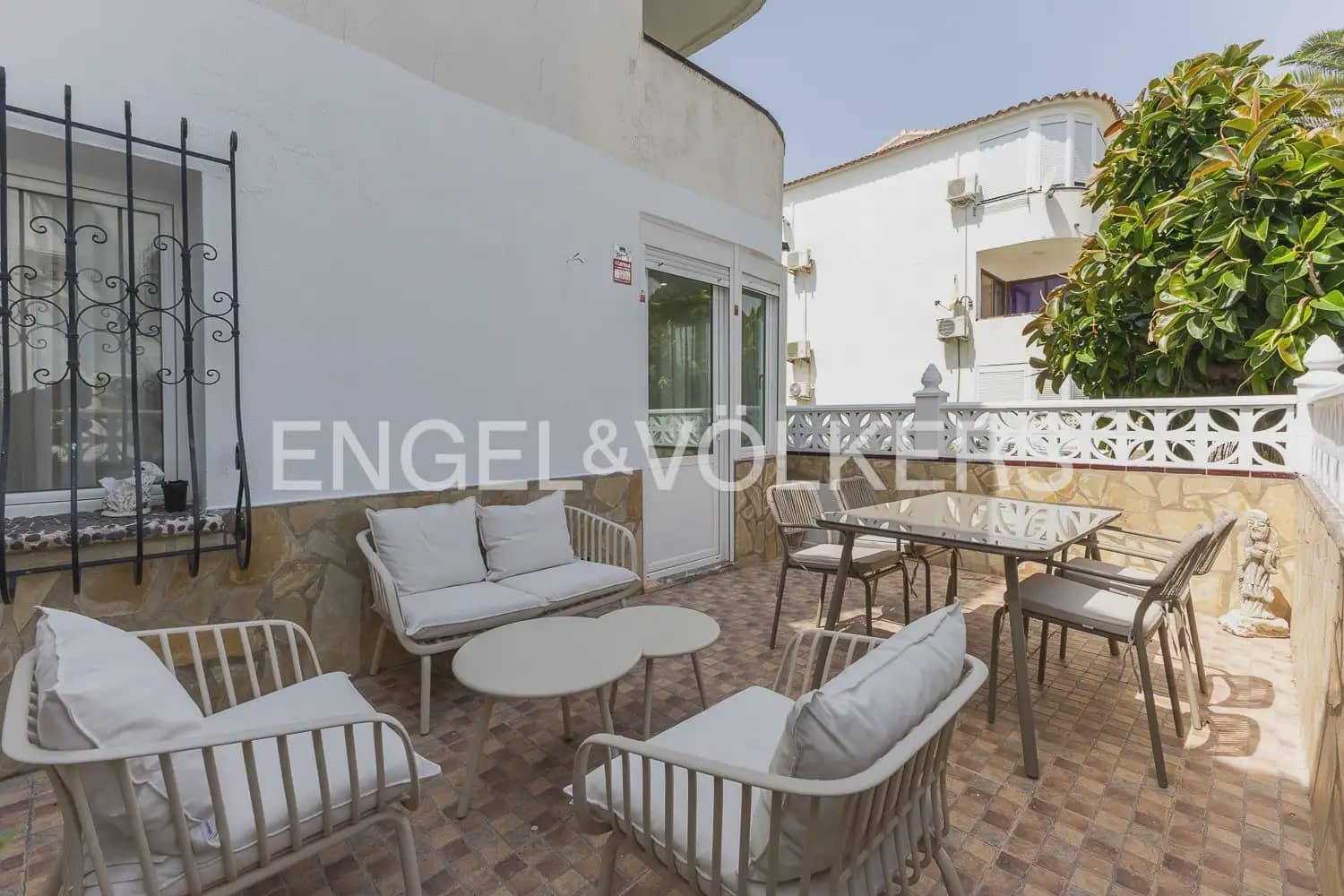 1 slaapkamer Strandappartement te huur in Denia met zwembad - € 1.000 (Ref: 9921030)