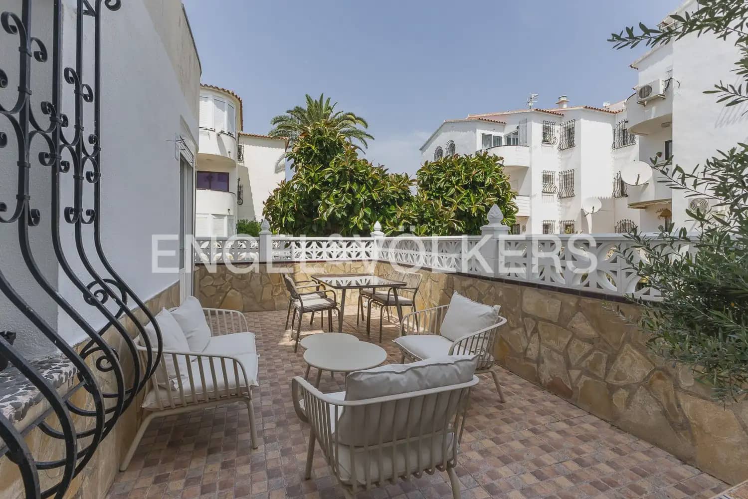 1 slaapkamer Strandappartement te huur in Denia met zwembad - € 1.000 (Ref: 9921030)
