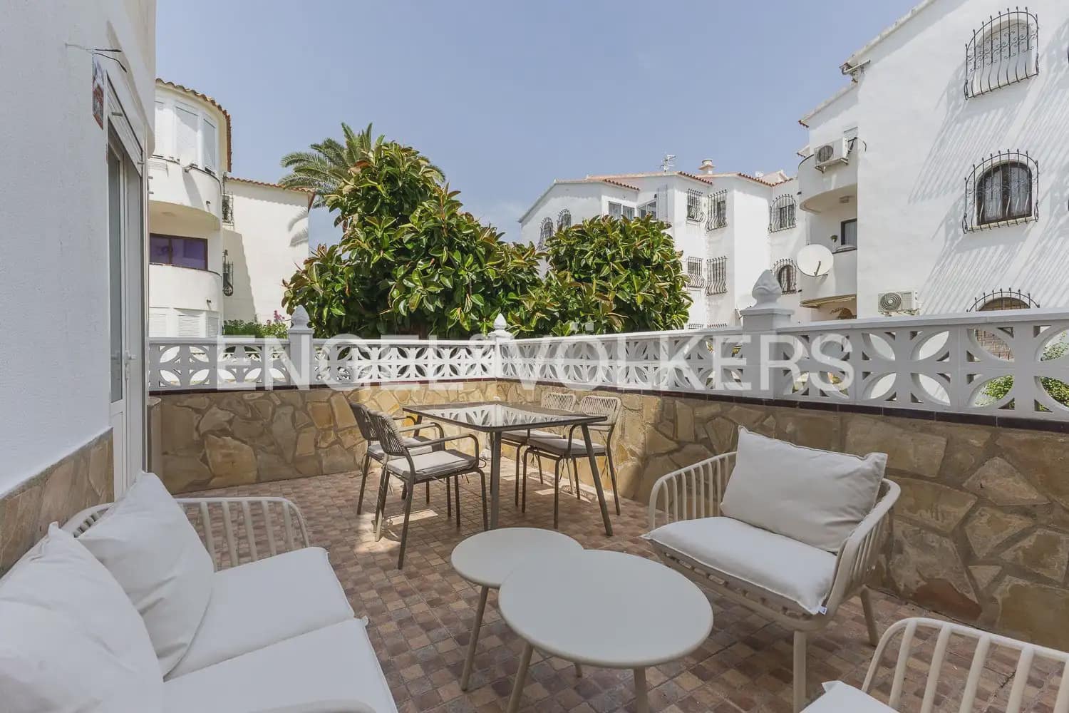 1 slaapkamer Strandappartement te huur in Denia met zwembad - € 1.000 (Ref: 9921030)