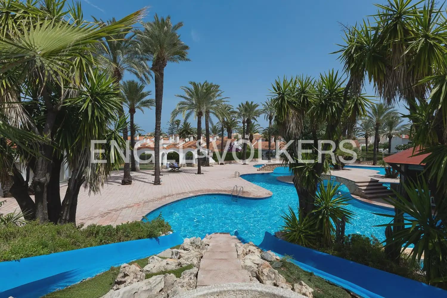1 slaapkamer Strandappartement te huur in Denia met zwembad - € 1.000 (Ref: 9921030)