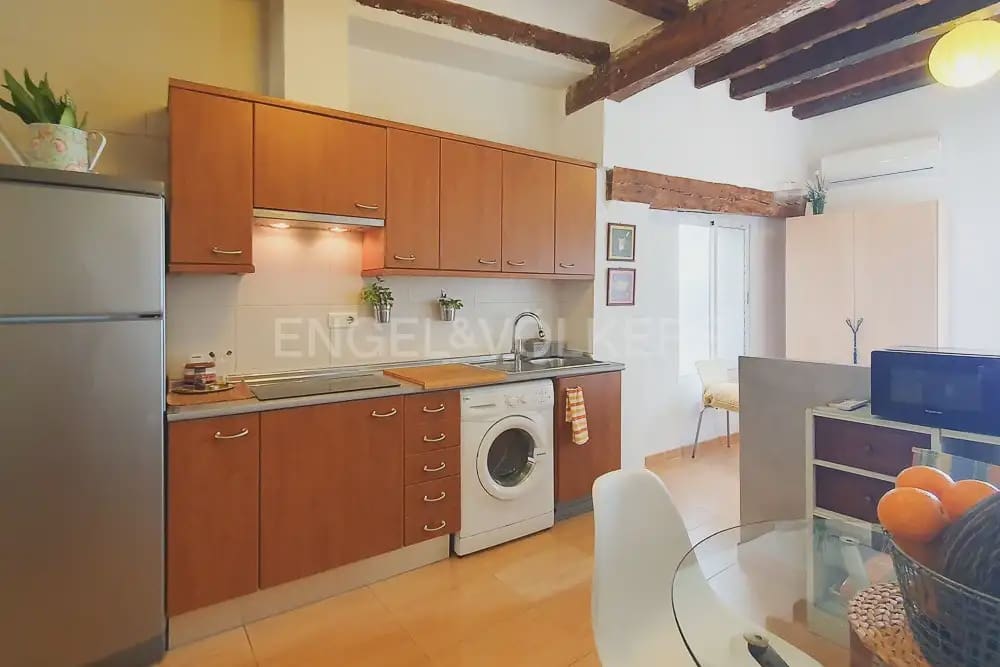 1 sovrum Lägenhet att hyra i Valencia stad - 1 100 € (Ref: 9921124)