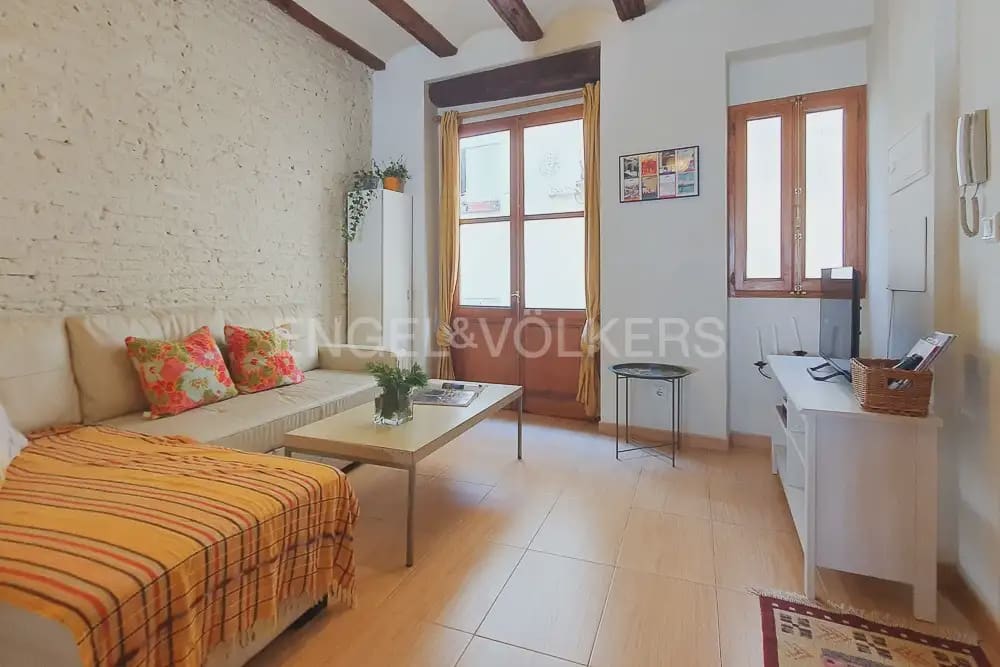 1 sovrum Lägenhet att hyra i Valencia stad - 1 100 € (Ref: 9921124)