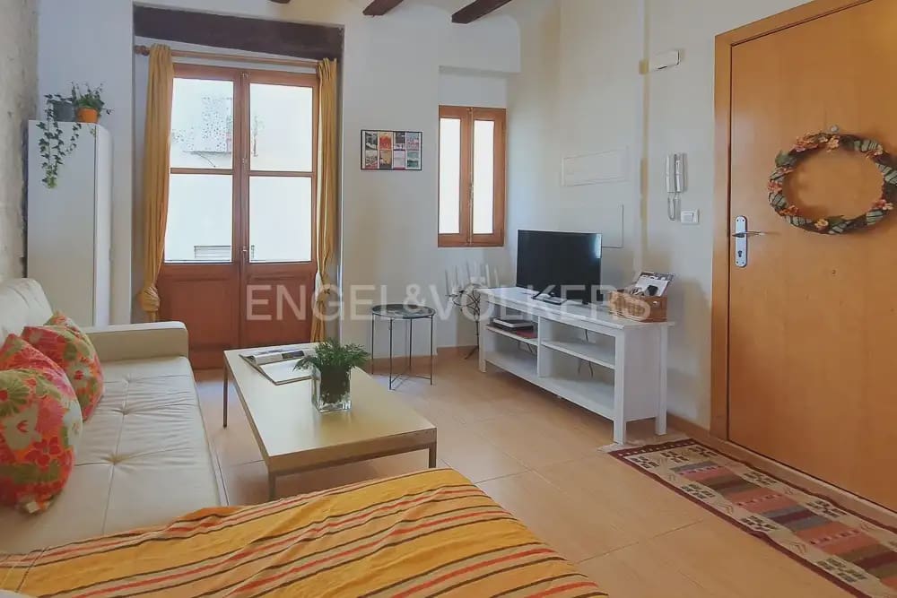 1 sovrum Lägenhet att hyra i Valencia stad - 1 100 € (Ref: 9921124)
