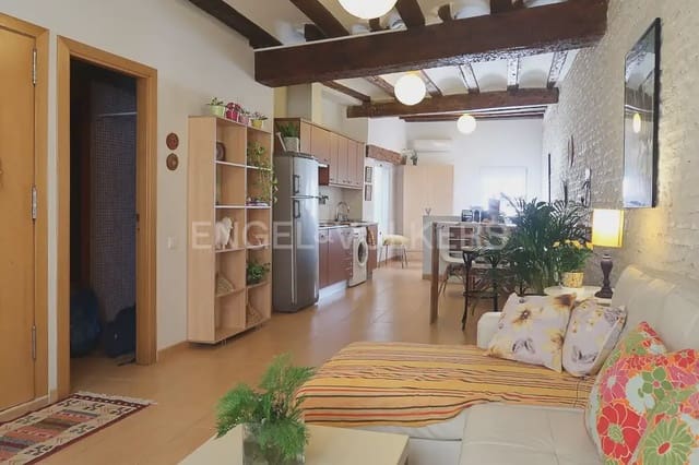 1 slaapkamer Flat te huur in El Carme, Valencia stad - € 1.100 (Ref: 9921124)