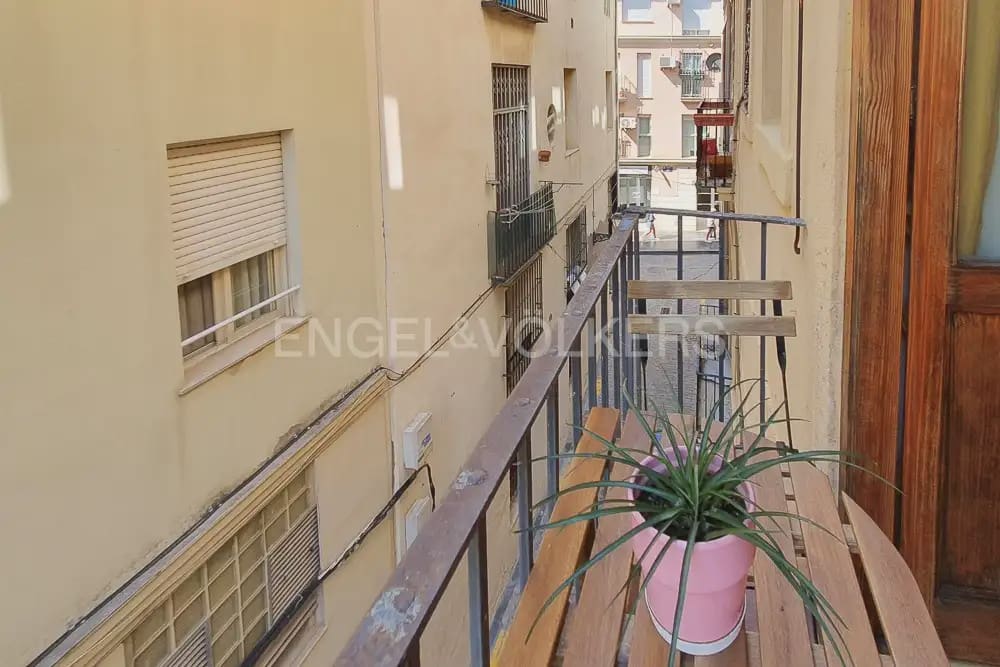 1 sovrum Lägenhet att hyra i Valencia stad - 1 100 € (Ref: 9921124)