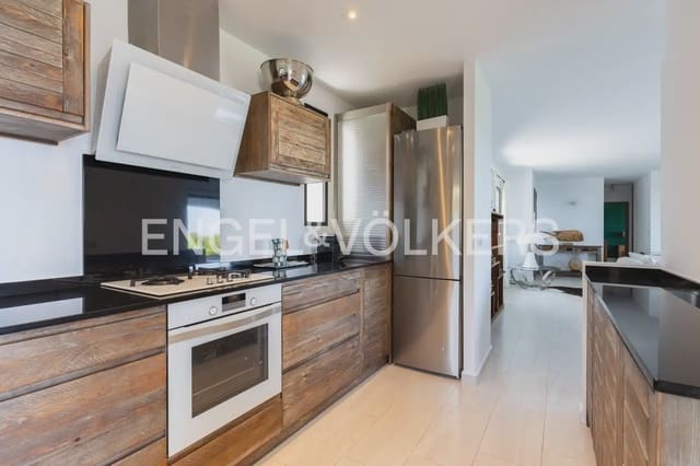 4 makuuhuone Huvila myytävänä paikassa Las Rotas / Les Rotes, Dénia mukana uima-altaan 
autotalli - 1 460 000 € (Ref: 9921126)