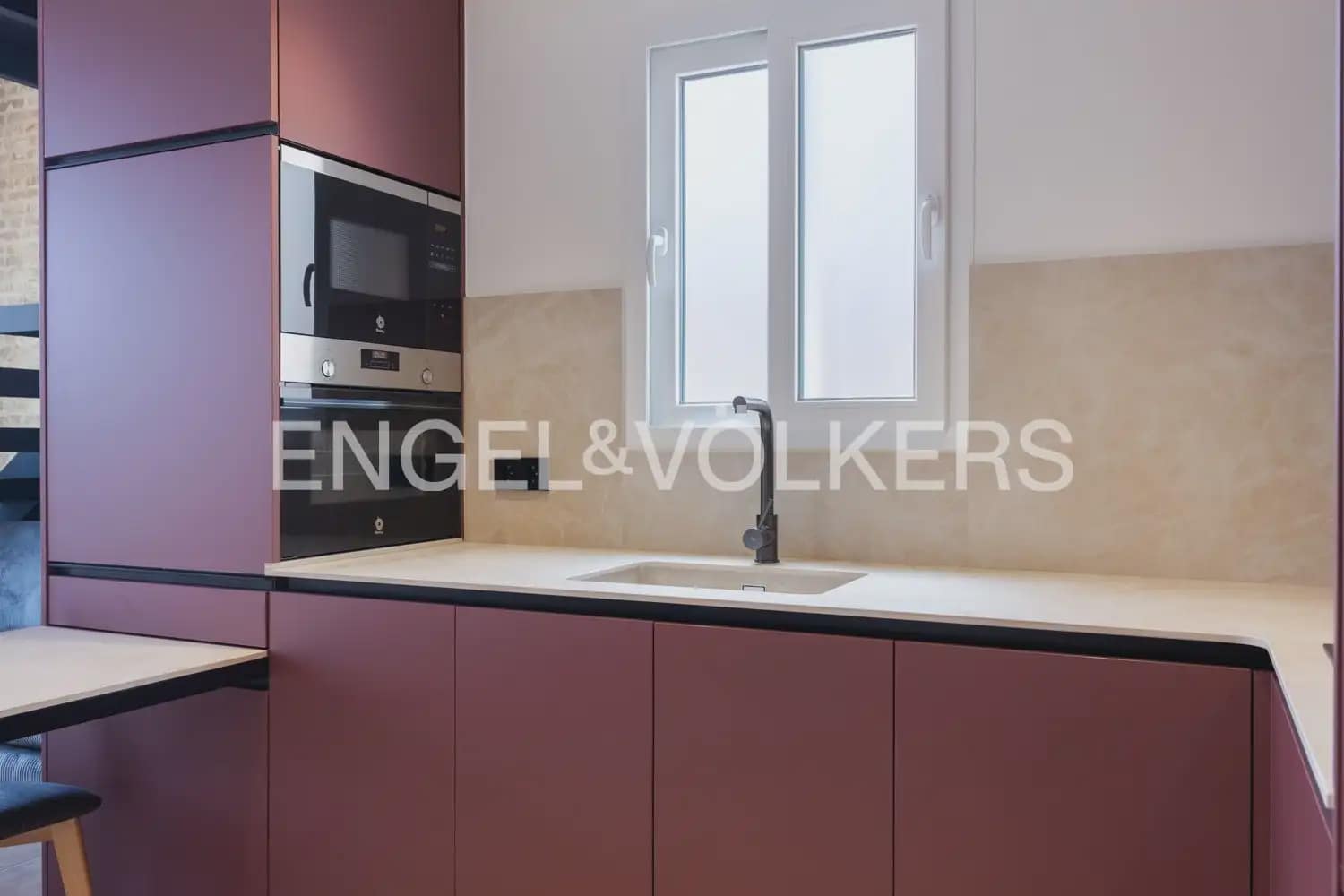 2 Zimmer Wohnung zu vermieten in Valencia Stadt - 2.500 € (Ref: 9921337)