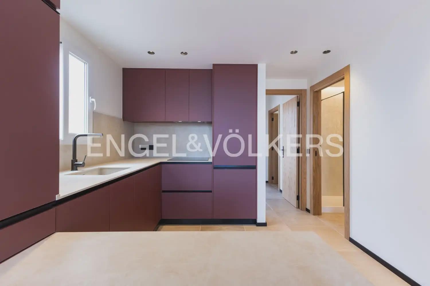 2 Zimmer Wohnung zu vermieten in Valencia Stadt - 2.500 € (Ref: 9921337)