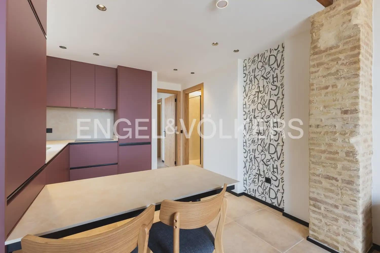 2 Zimmer Wohnung zu vermieten in Valencia Stadt - 2.500 € (Ref: 9921337)
