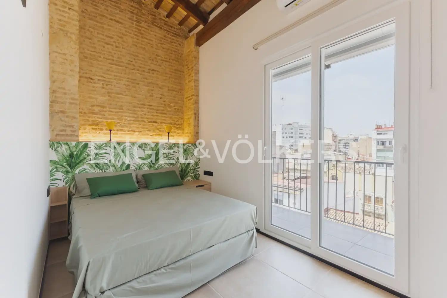 2 Zimmer Wohnung zu vermieten in Valencia Stadt - 2.500 € (Ref: 9921337)