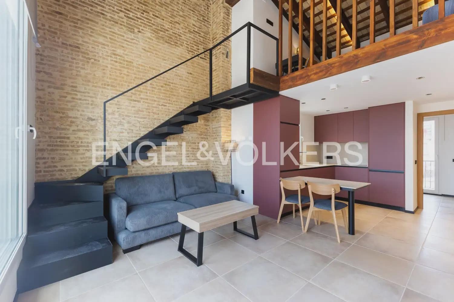 2 Zimmer Wohnung zu vermieten in Valencia Stadt - 2.500 € (Ref: 9921337)
