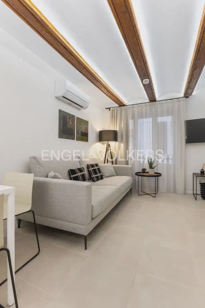 1 bedroom Flat for sale in Valencia city - € 320,000 (Ref: 9921556)