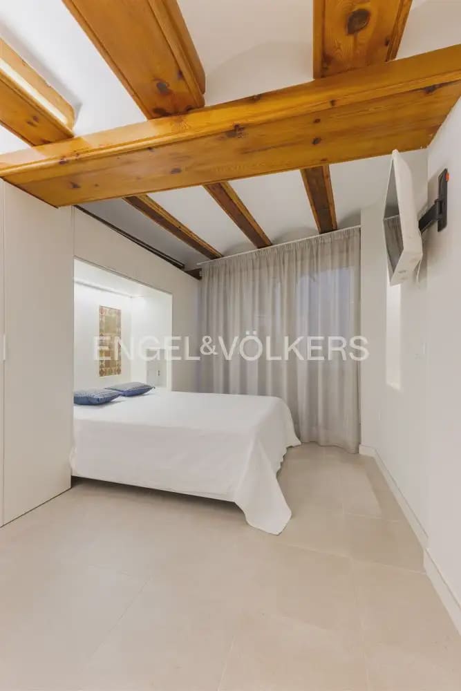 1 bedroom Flat for sale in Valencia city - € 320,000 (Ref: 9921556)
