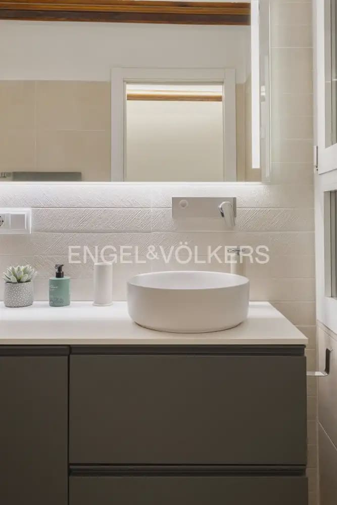 1 bedroom Flat for sale in Valencia city - € 320,000 (Ref: 9921556)