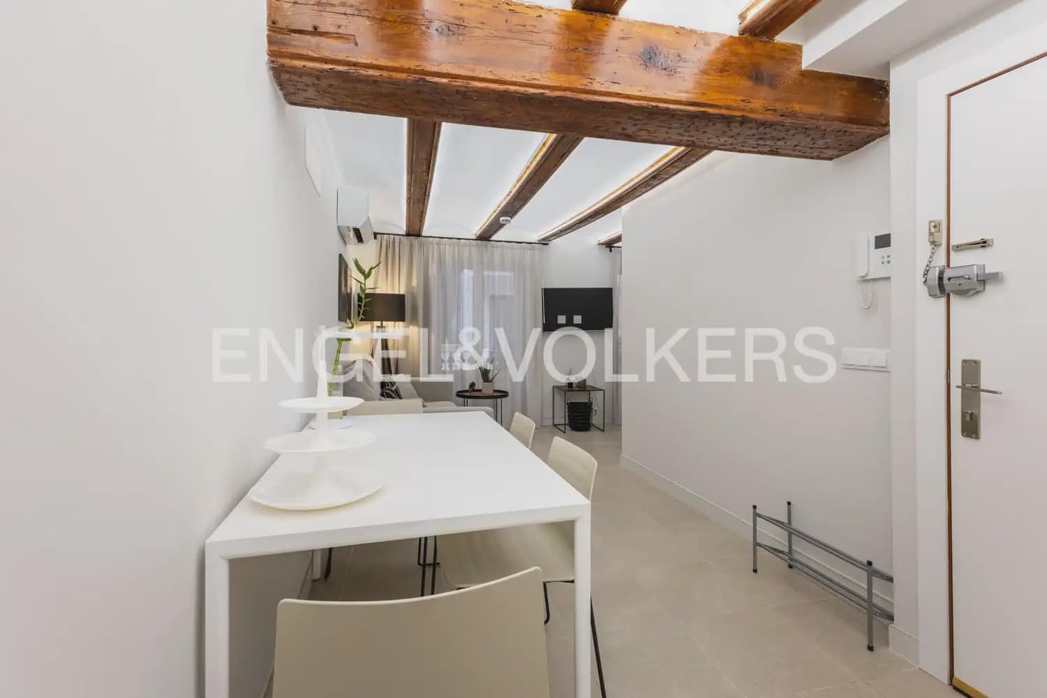 1 bedroom Flat for sale in Valencia city - € 320,000 (Ref: 9921556)