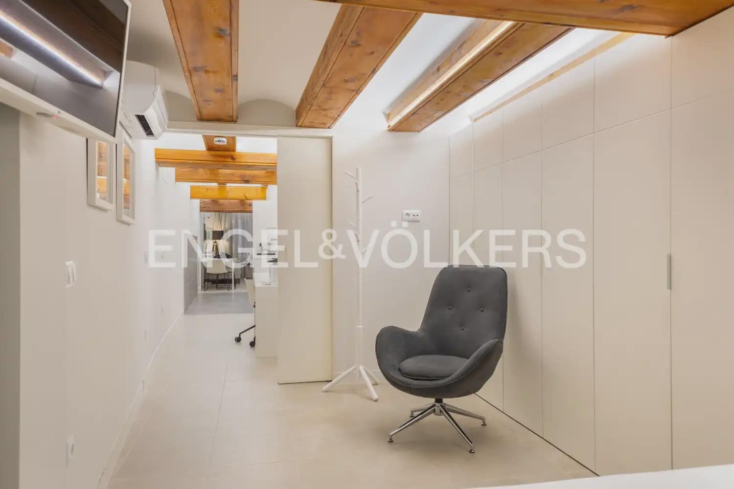 1 bedroom Flat for sale in Valencia city - € 320,000 (Ref: 9921556)
