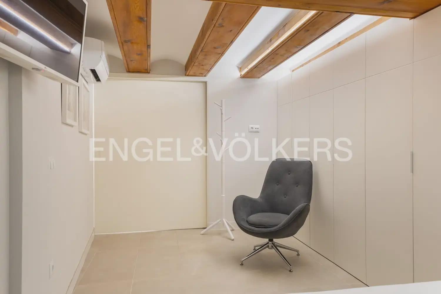 1 bedroom Flat for sale in Valencia city - € 320,000 (Ref: 9921556)
