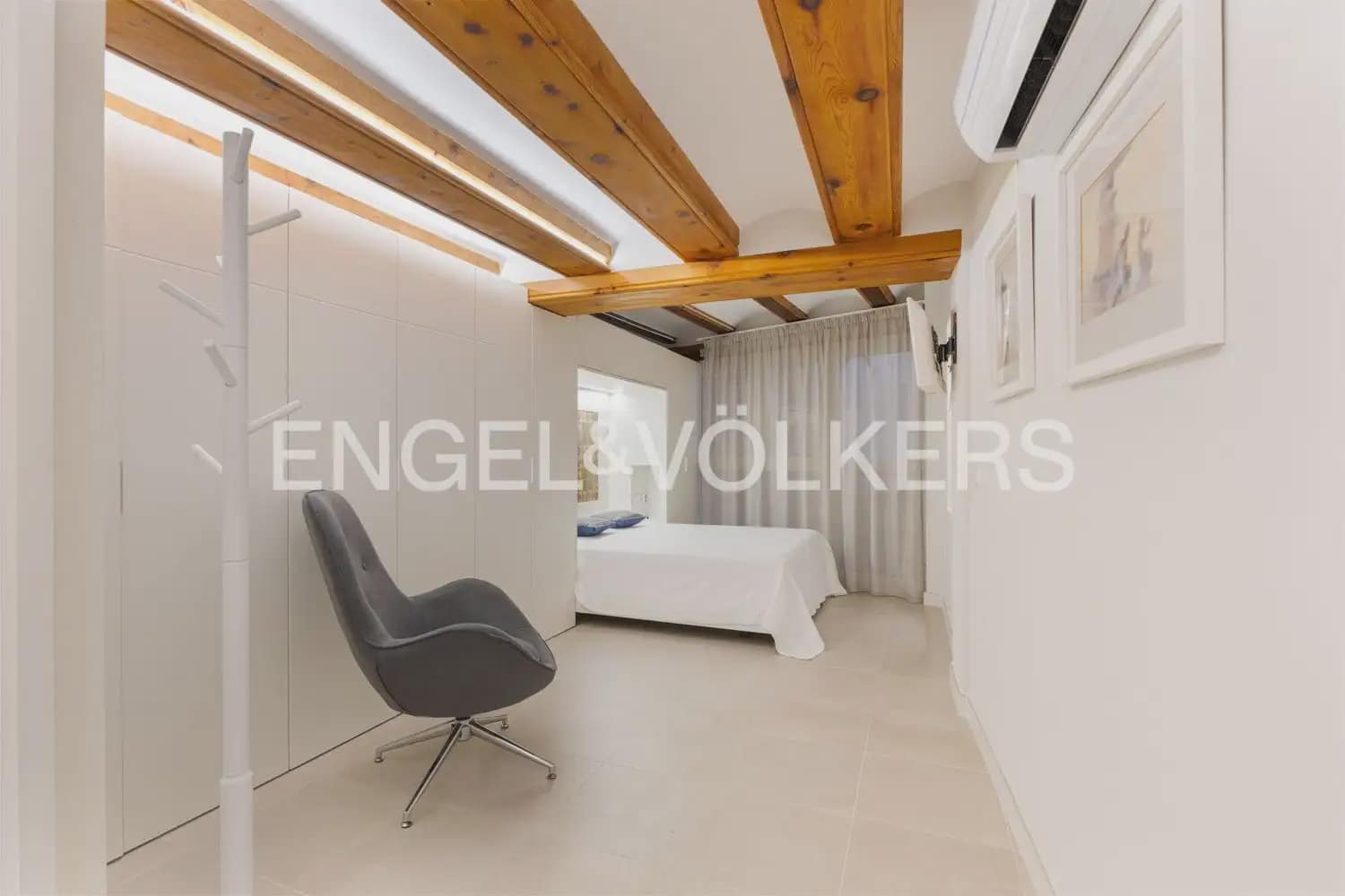 1 bedroom Flat for sale in Valencia city - € 320,000 (Ref: 9921556)