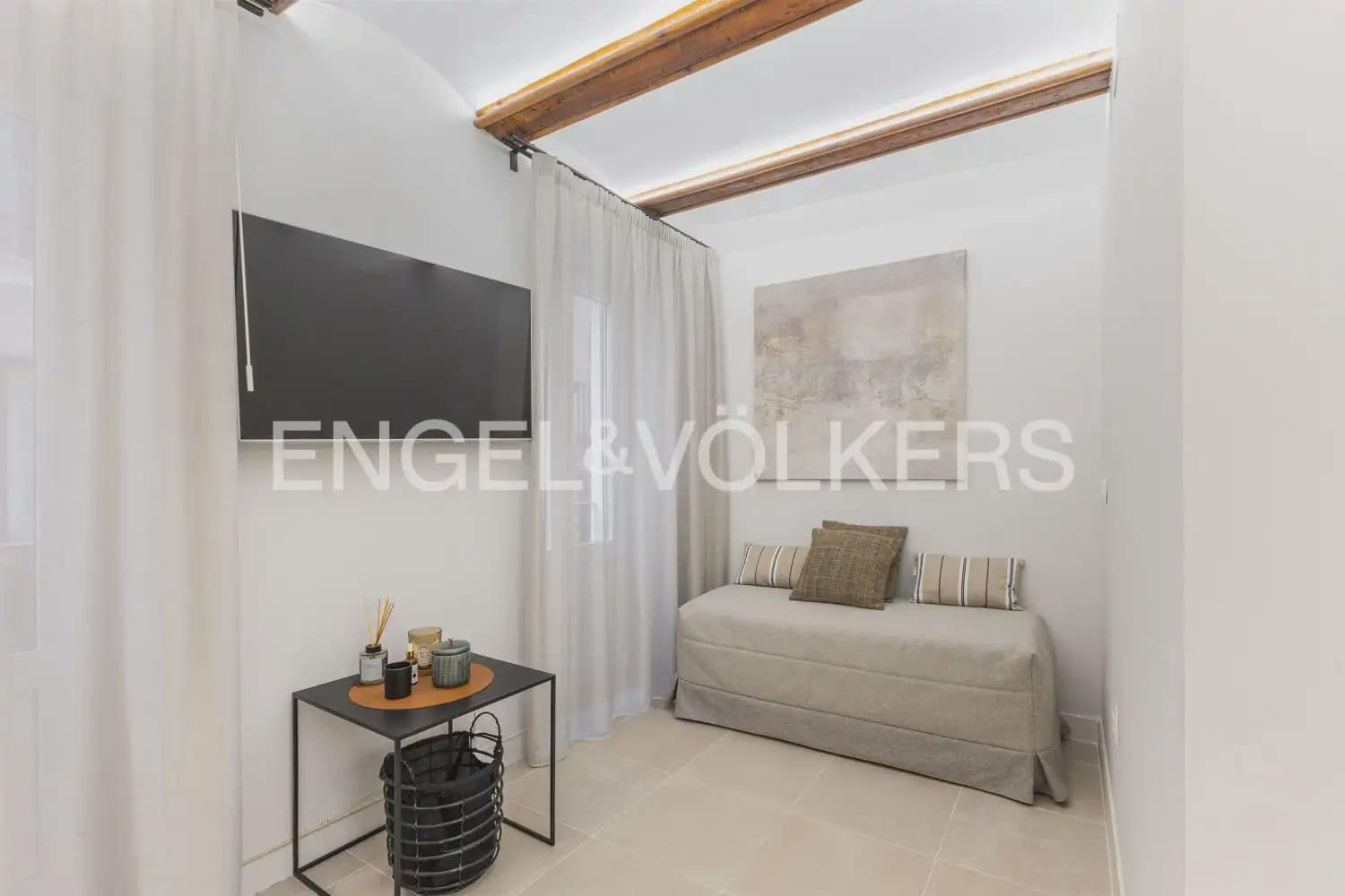 1 bedroom Flat for sale in Valencia city - € 320,000 (Ref: 9921556)