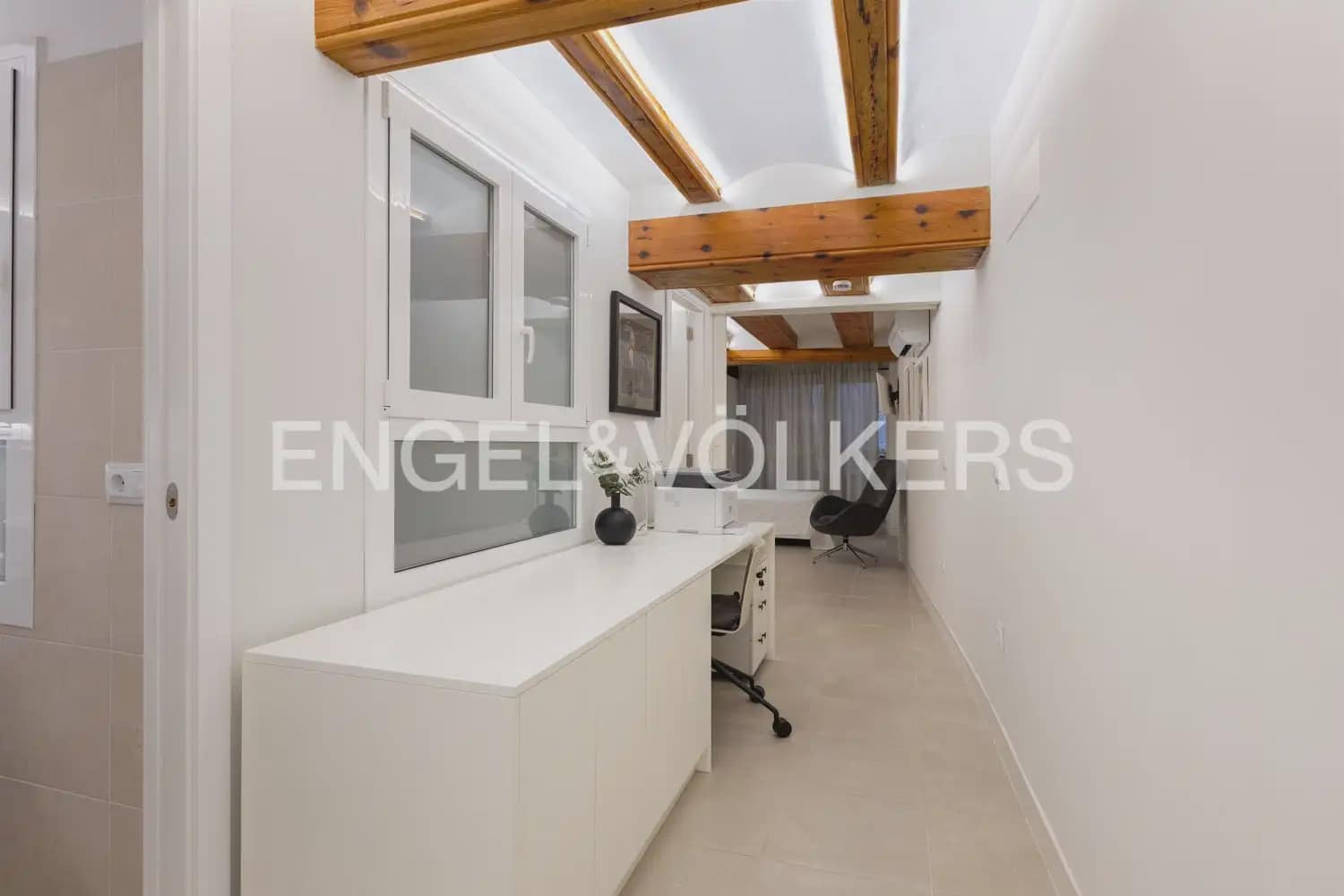 1 bedroom Flat for sale in Valencia city - € 320,000 (Ref: 9921556)
