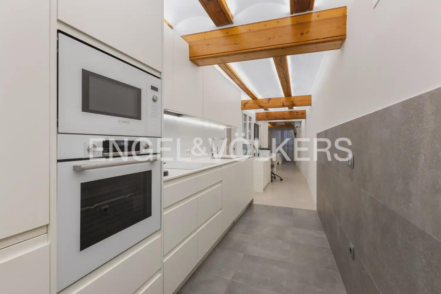 1 bedroom Flat for sale in Valencia city - € 320,000 (Ref: 9921556)