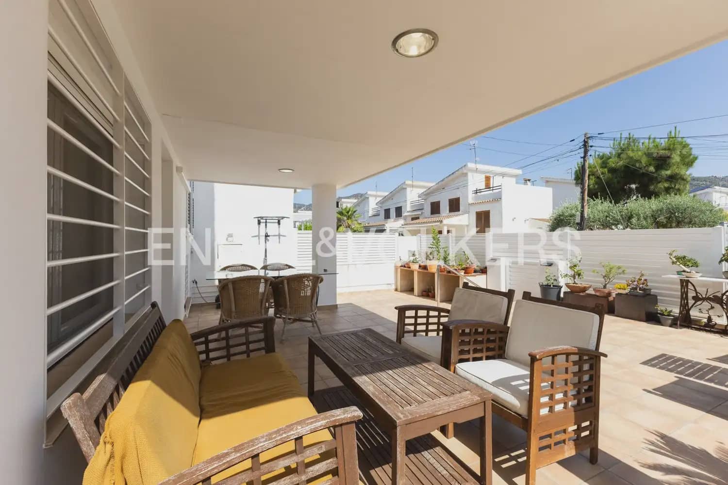 3 bedroom Semi-detached Villa for sale in Benicassim with pool garage - € 629,000 (Ref: 9924895)