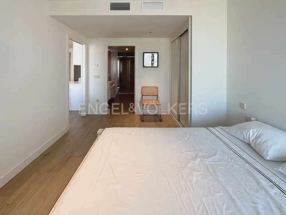 Appartement de 1 chambre à louer à Valence ville avec piscine garage - 1 600 € (Ref: 9925029)