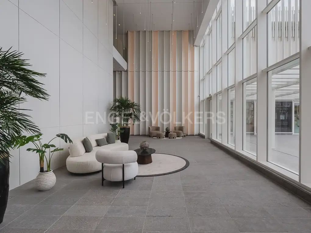 Appartement de 1 chambre à louer à Valence ville avec piscine garage - 1 600 € (Ref: 9925029)