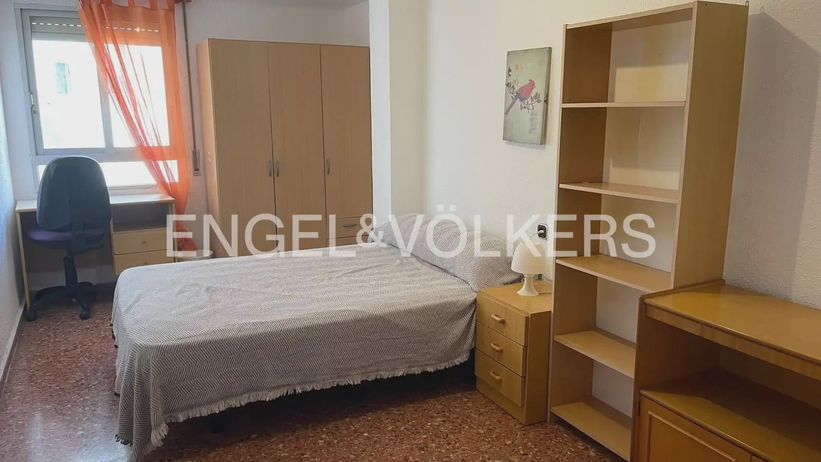 4 sovrum Lägenhet att hyra i Valencia stad - 1 600 € (Ref: 9925030)