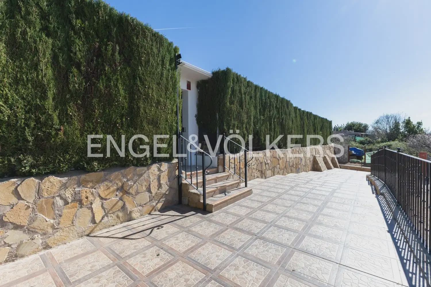 3 bedroom Villa for sale in Burriana / Borriana - € 350,000 (Ref: 9925031)