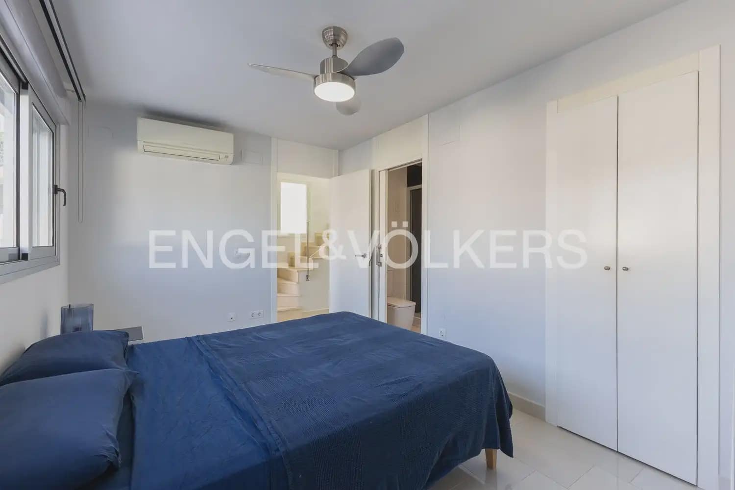 4 quarto Apartamento para arrendar em Denia com piscina garagem - 2 500 € (Ref: 9925032)