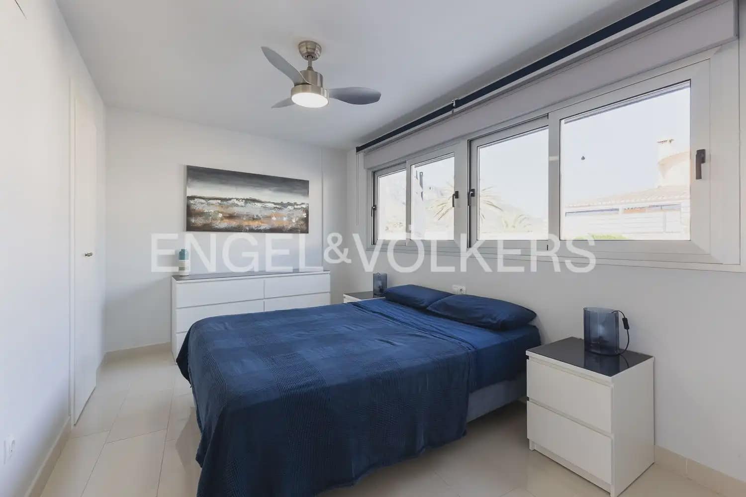 4 quarto Apartamento para arrendar em Denia com piscina garagem - 2 500 € (Ref: 9925032)