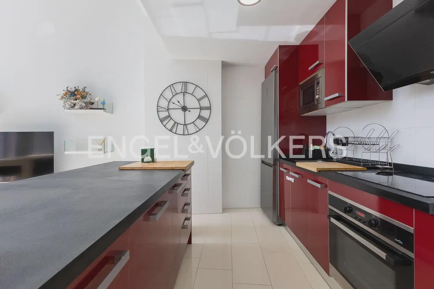 4 quarto Apartamento para arrendar em Denia com piscina garagem - 2 500 € (Ref: 9925032)