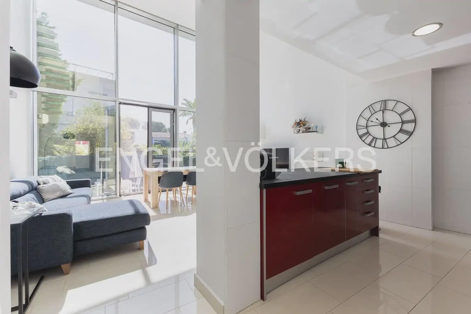 4 quarto Apartamento para arrendar em Denia com piscina garagem - 2 500 € (Ref: 9925032)