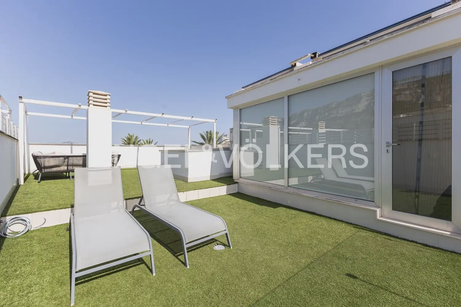 4 quarto Apartamento para arrendar em Denia com piscina garagem - 2 500 € (Ref: 9925032)
