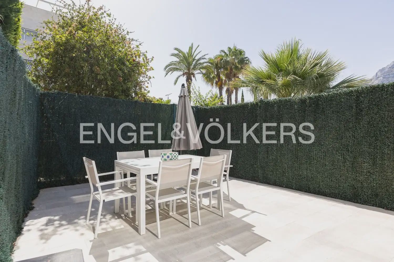 4 quarto Apartamento para arrendar em Denia com piscina garagem - 2 500 € (Ref: 9925032)