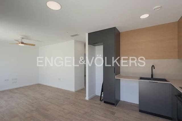 2 sypialnia Willa do wynajęcia w La Seu, Miasto Walencja z basenem garażem - 1 500 € (Ref: 9925033)