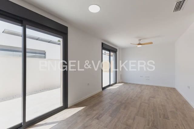 2 slaapkamer Villa te huur in Serra met zwembad garage - € 1.500 (Ref: 9925033)