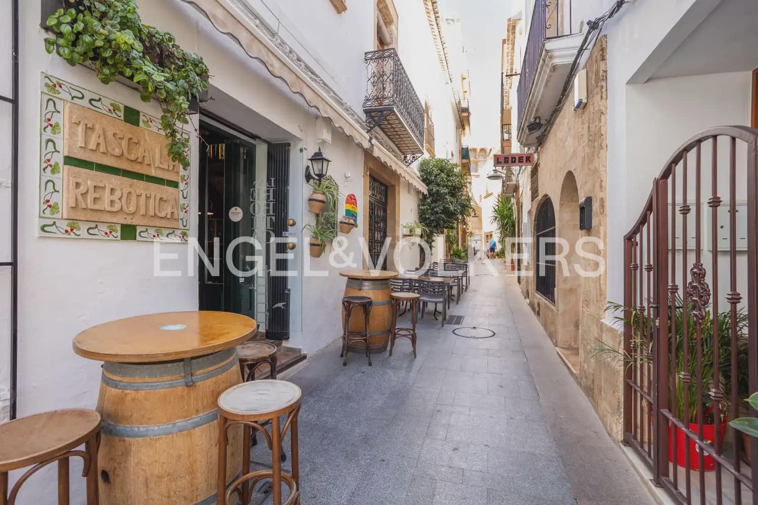 4 Zimmer Villa zu verkaufen in Javea / Xabia mit Pool Garage - 1.350.000 € (Ref: 9925193)