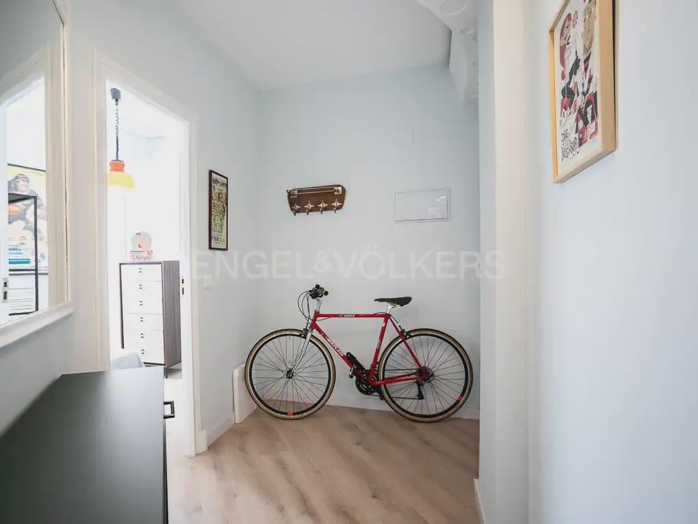 3 sypialnia Mieszkanie do wynajęcia w Miasto Walencja - 2 000 € (Ref: 9926342)