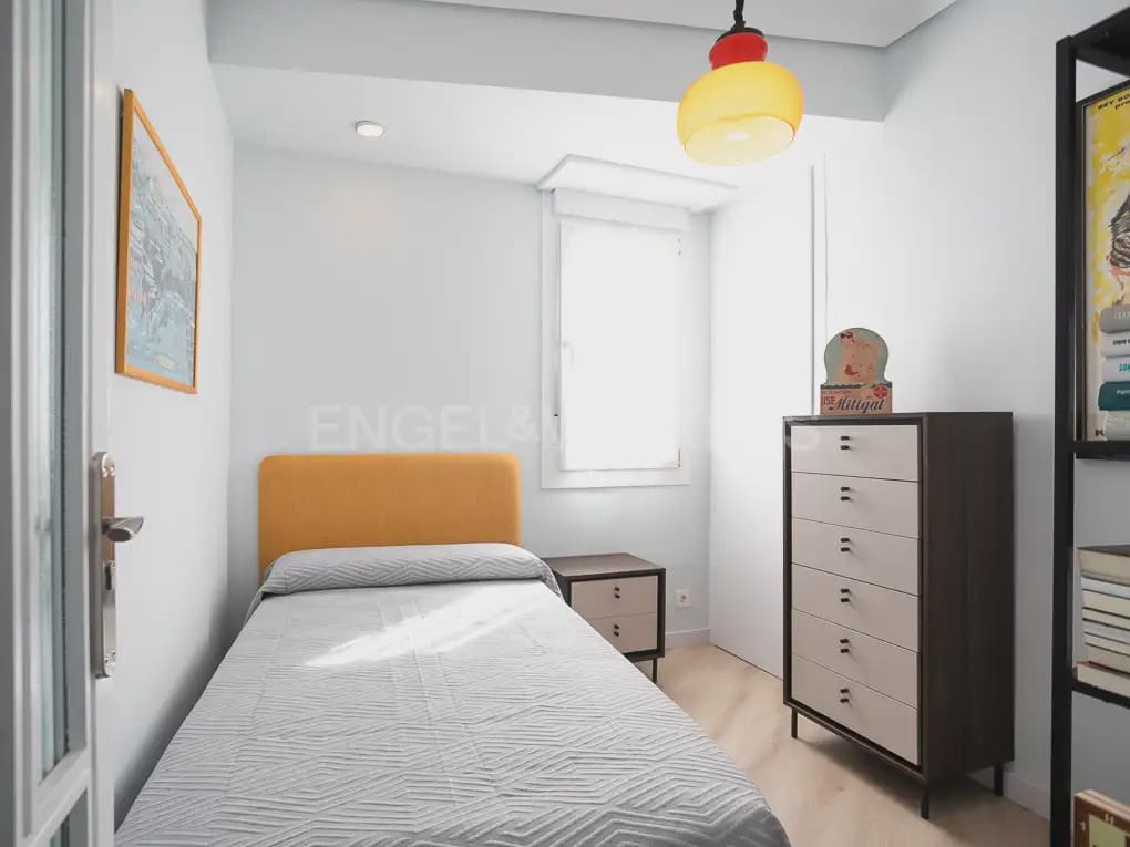 3 sypialnia Mieszkanie do wynajęcia w Miasto Walencja - 2 000 € (Ref: 9926342)