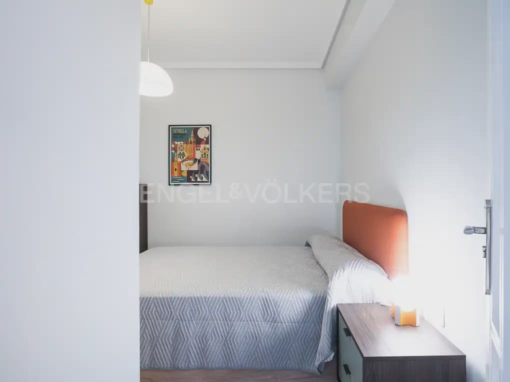 3 sypialnia Mieszkanie do wynajęcia w Miasto Walencja - 2 000 € (Ref: 9926342)