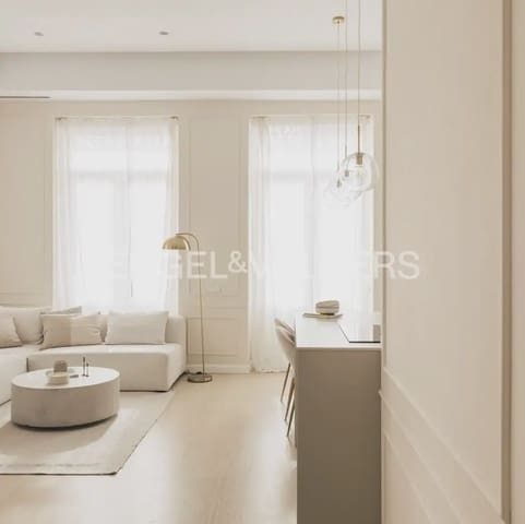 1 quarto Apartamento para arrendar em La Seu, Valência cidade - 1 700 € (Ref: 9926343)