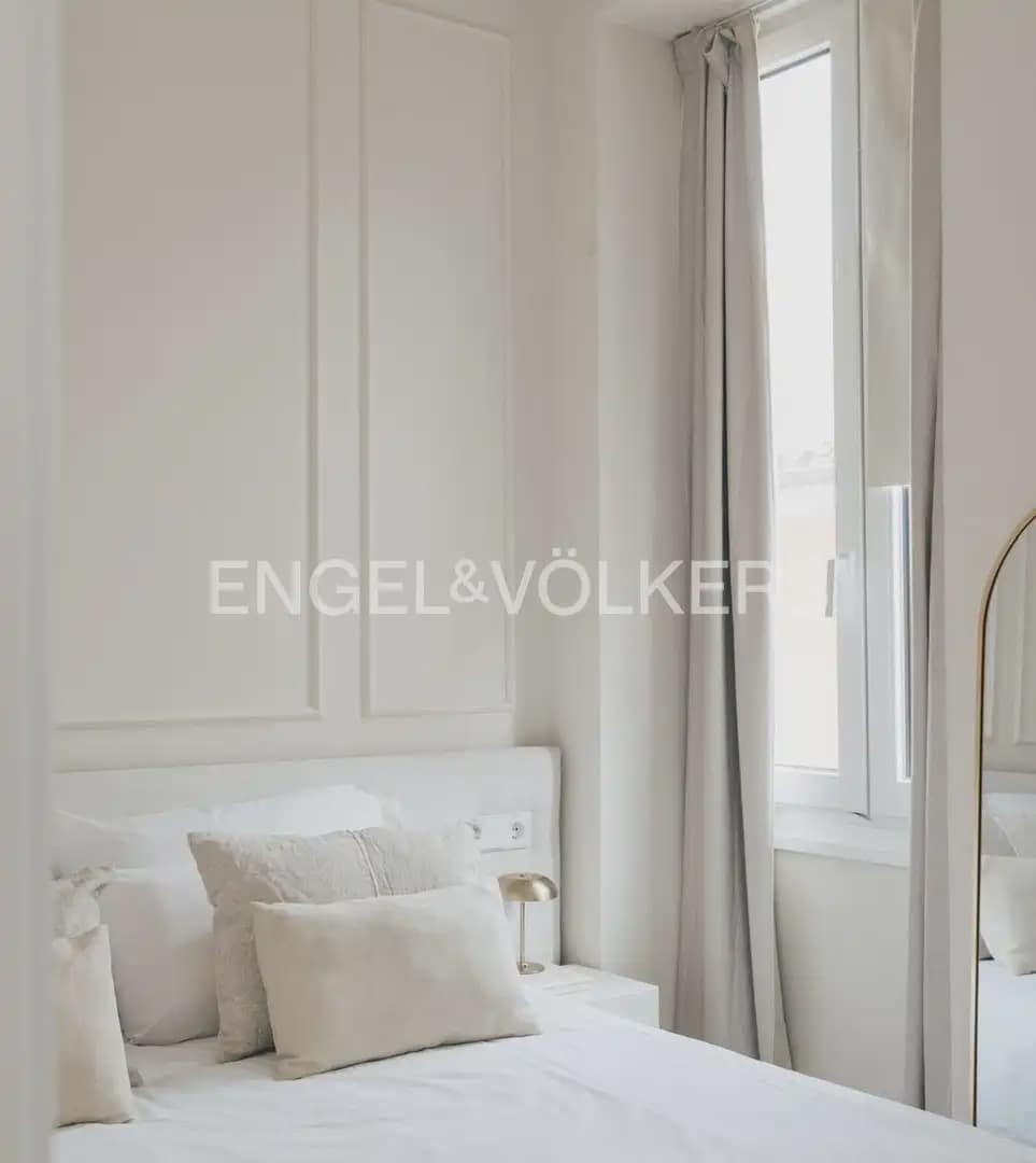 1 quarto Apartamento para arrendar em Valencia cidade - 1 700 € (Ref: 9926343)