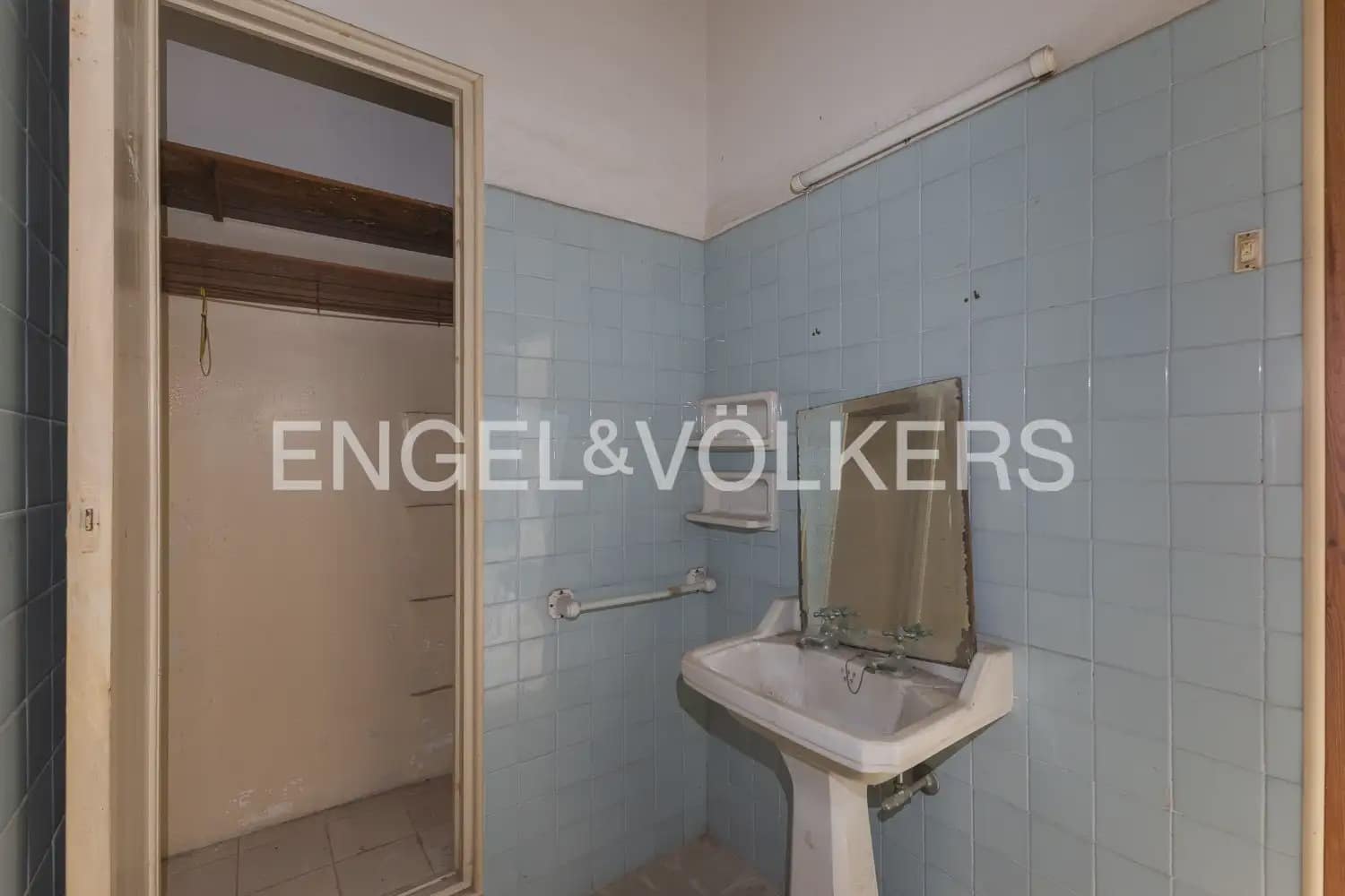 10 bedroom Townhouse for sale in Sueca - € 350,000 (Ref: 9926345)