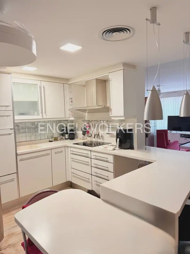 2 Zimmer Wohnung zu vermieten in Valencia Stadt mit Garage - 2.000 € (Ref: 9926503)