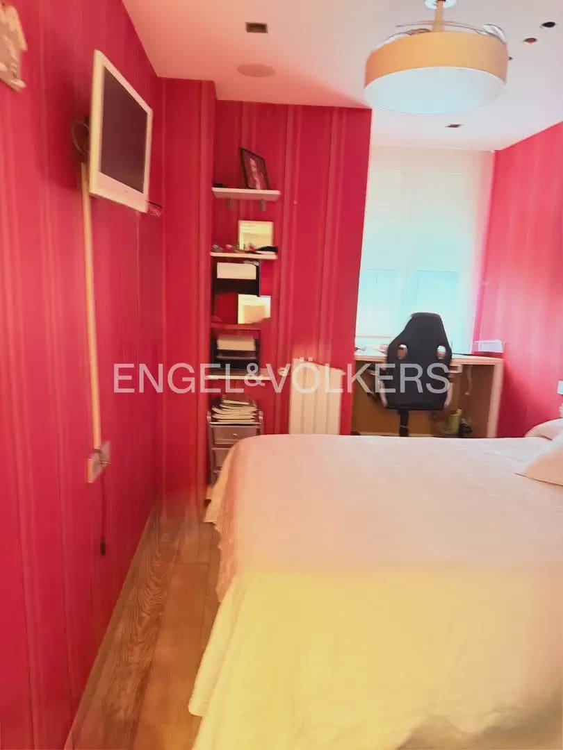 2 Zimmer Wohnung zu vermieten in Valencia Stadt mit Garage - 2.000 € (Ref: 9926503)