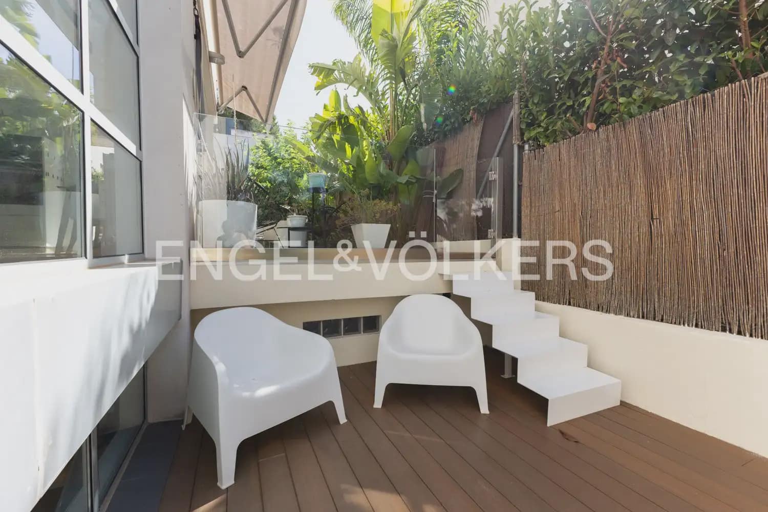 5 bedroom Villa for sale in Godella with pool garage - € 855,000 (Ref: 9927790)