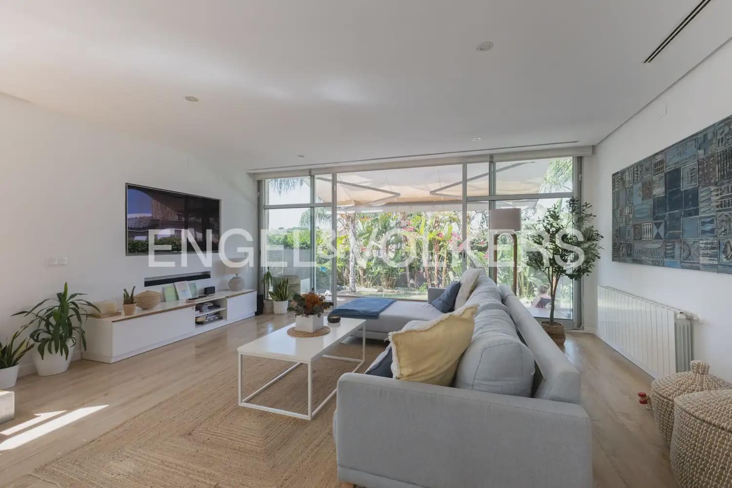 5 bedroom Villa for sale in Godella with pool garage - € 855,000 (Ref: 9927790)
