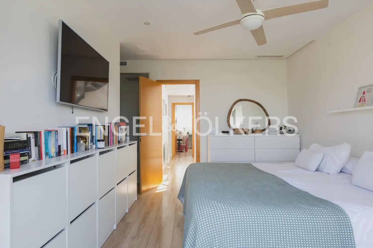 5 bedroom Villa for sale in Godella with pool garage - € 855,000 (Ref: 9927790)
